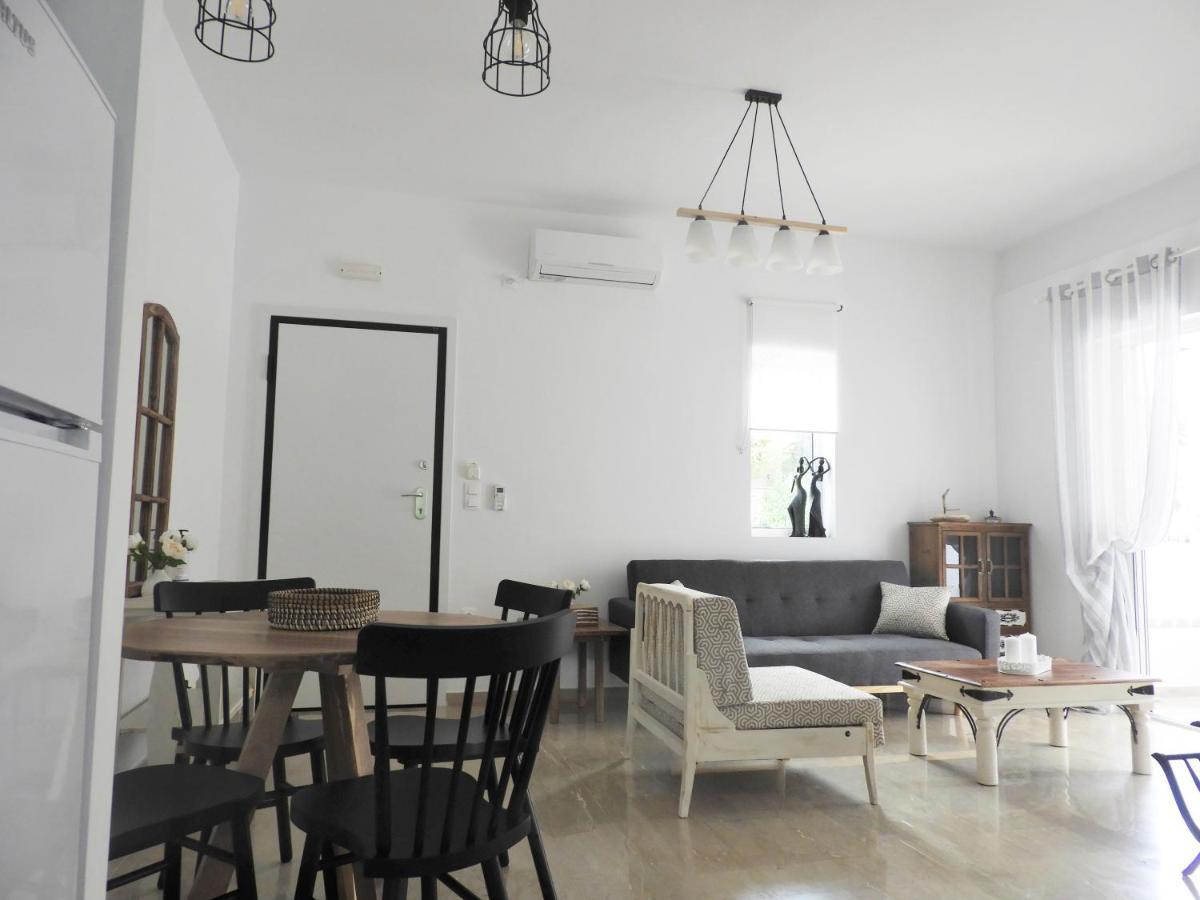 Sgs Luxury Apartments Xilókasztro Kültér fotó